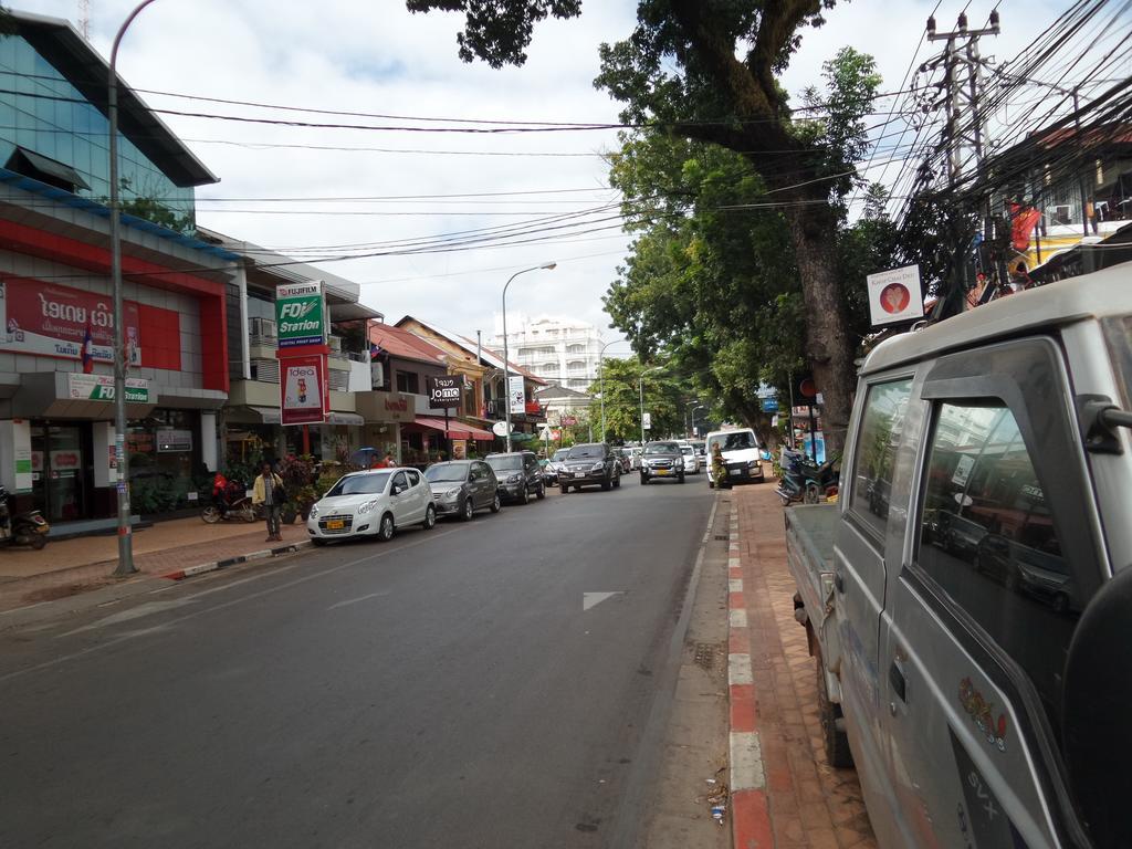 Phonepaseuth Guesthouse Vientiane Luaran gambar